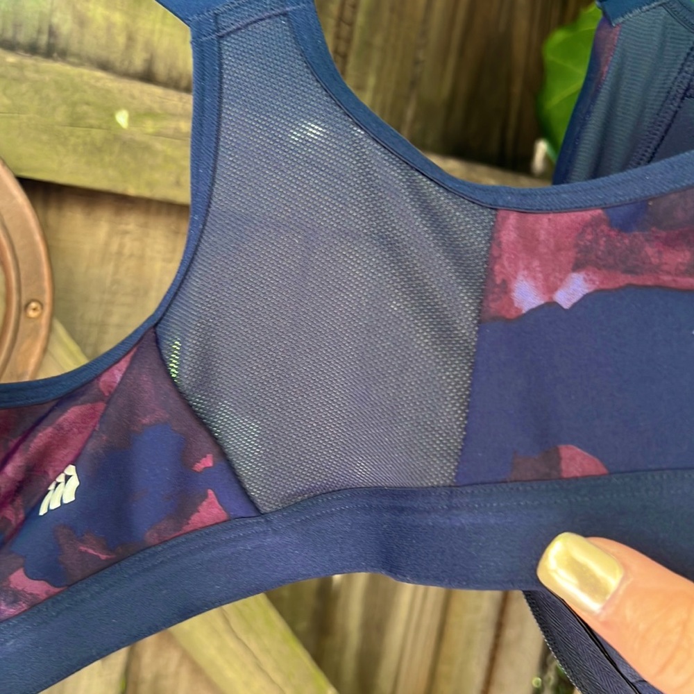 Sports Bra - Picture 7 of 7